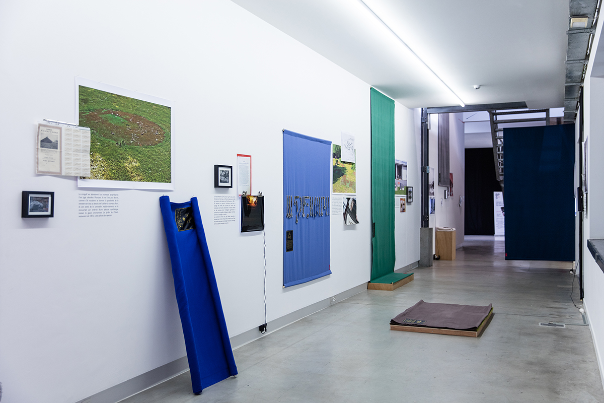 vue de l'exposition co-produite par le BPS 22,  présentée à Charleroi dans le cadre de l’exposition Panorama, sous commissariat de Nancy Casielles